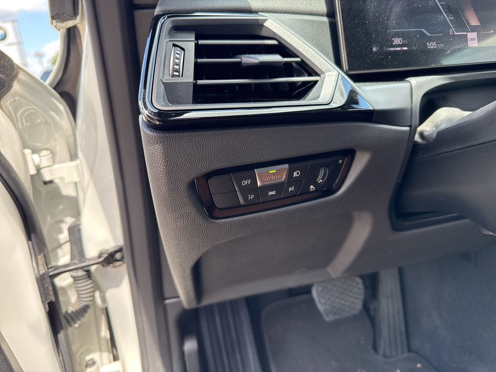 Certified 2023 BMW 230i Coupe w/ Convenience Package image 13