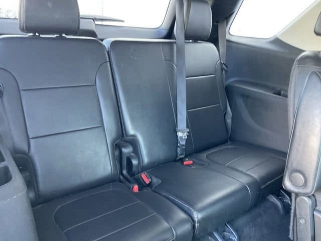 Used 2019 Chevrolet Traverse LT FWD image 13