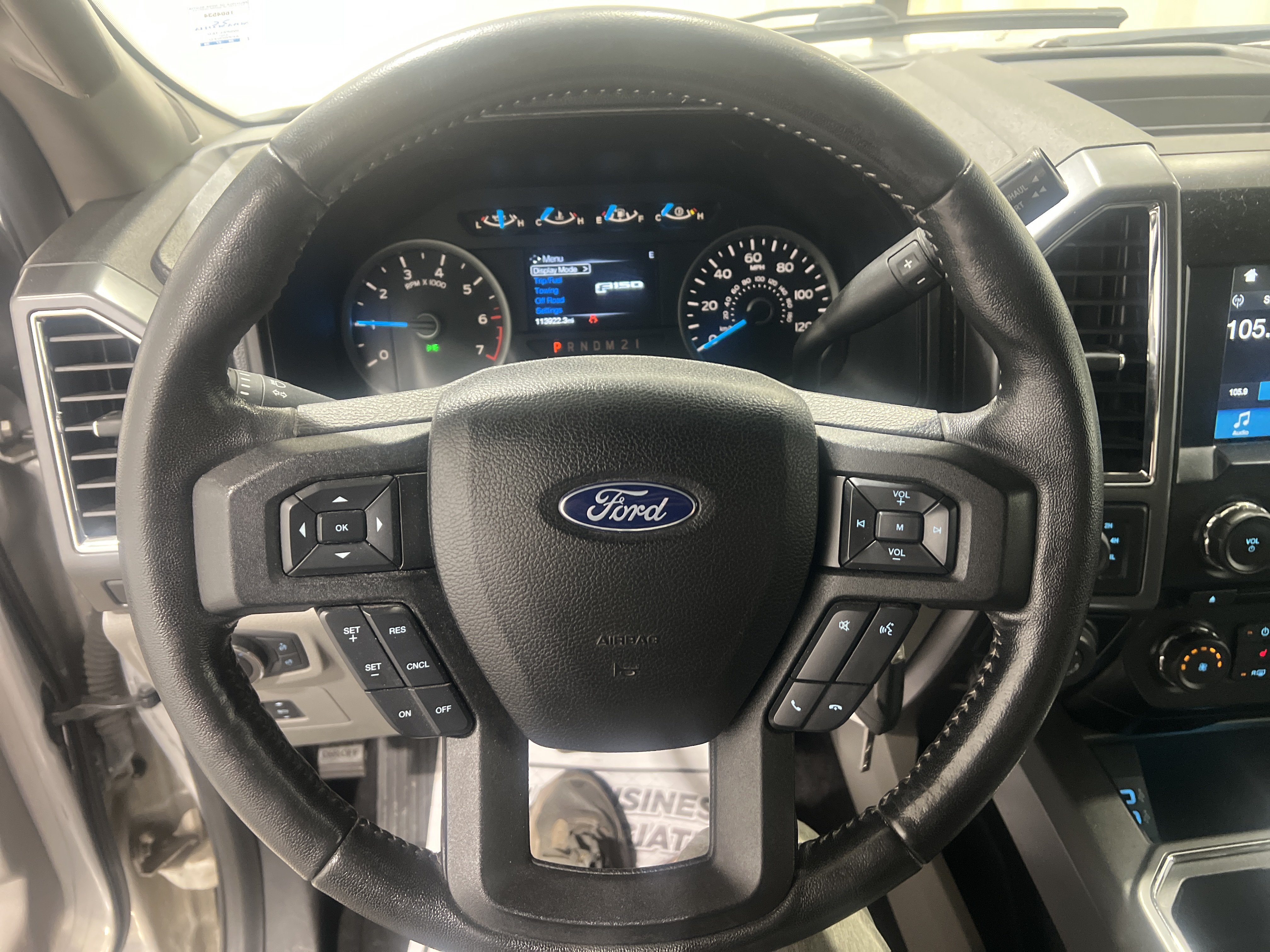 Used 2017 Ford F150 XLT w/ Equipment Group 302A Luxury AWD/4WD image 9