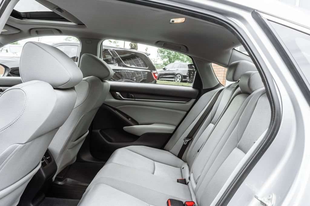 Used 2019 Honda Accord EX image 22