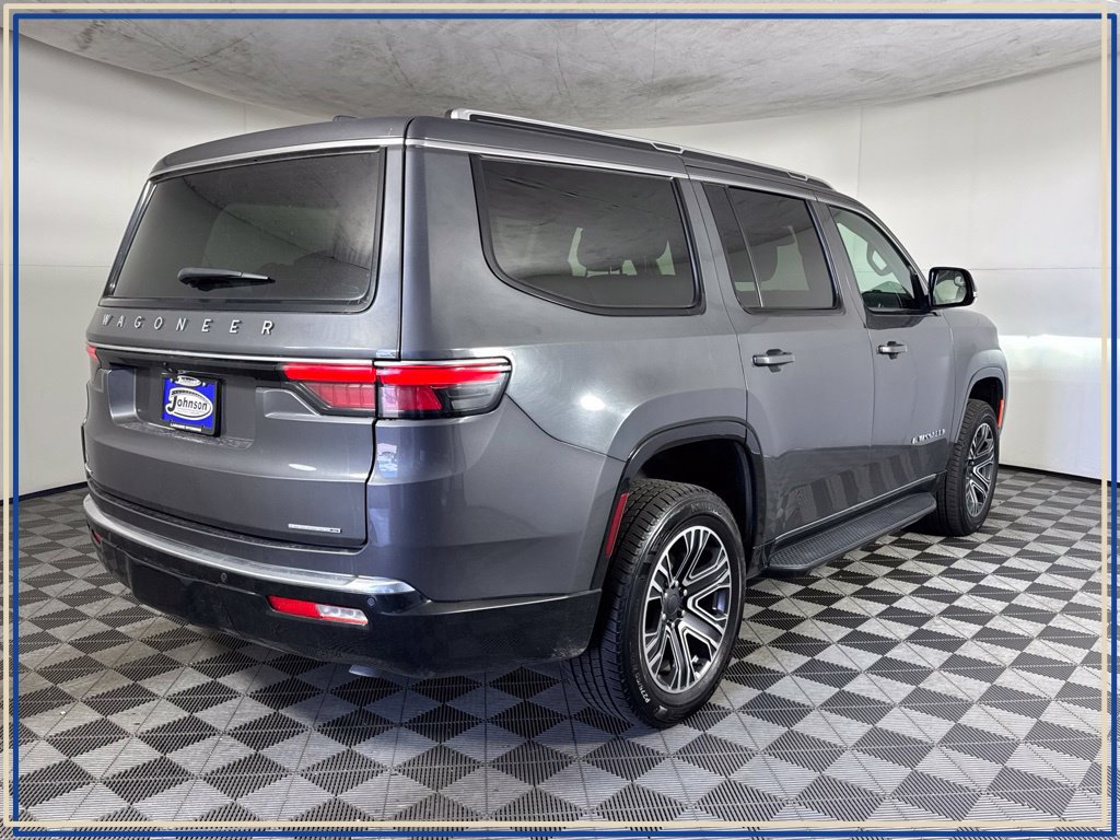 Used 2022 Jeep Wagoneer Series III AWD/4WD image 8