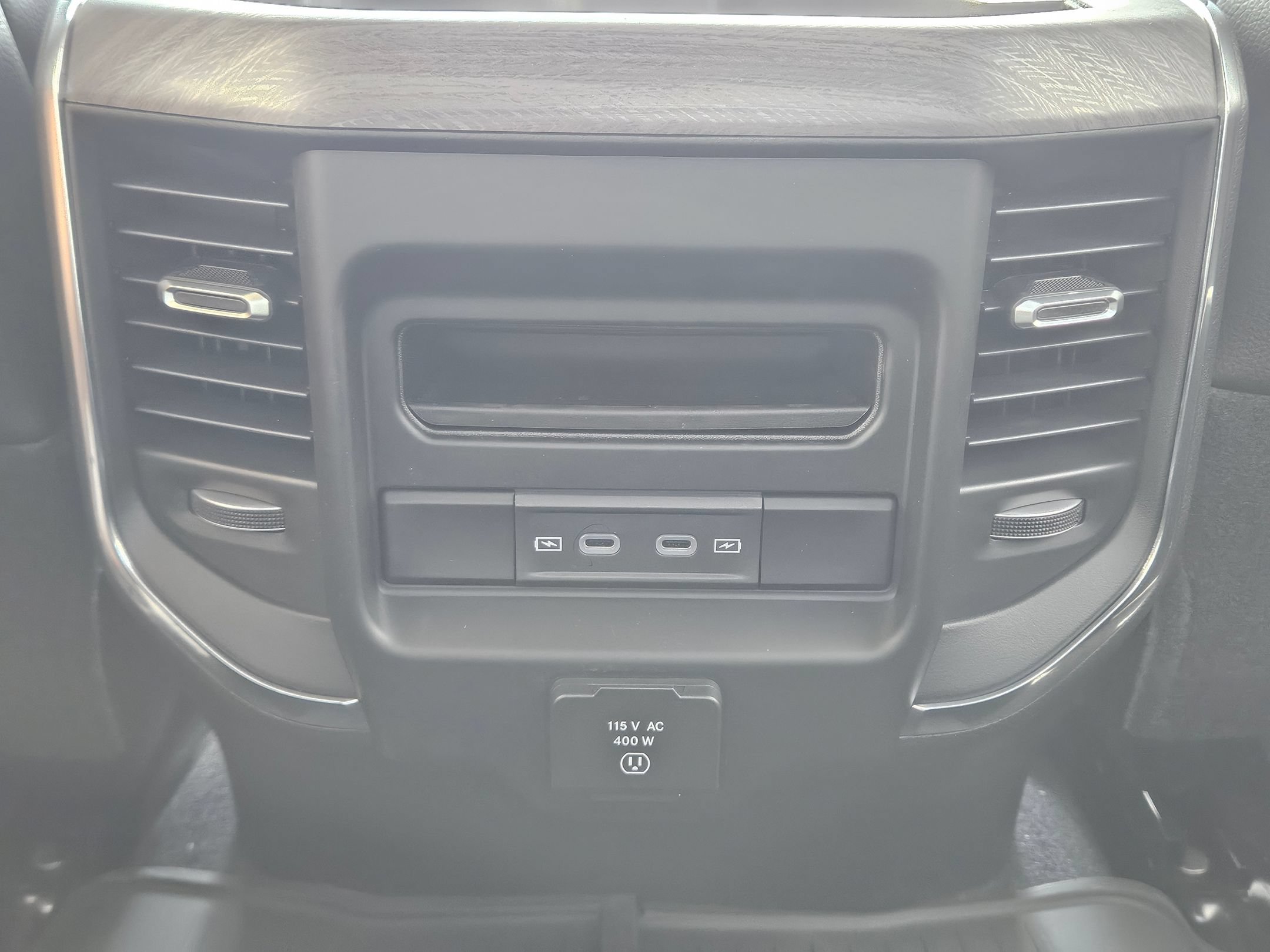 New 2026 RAM 2500 Laramie w/ Night Edition AWD/4WD image 24