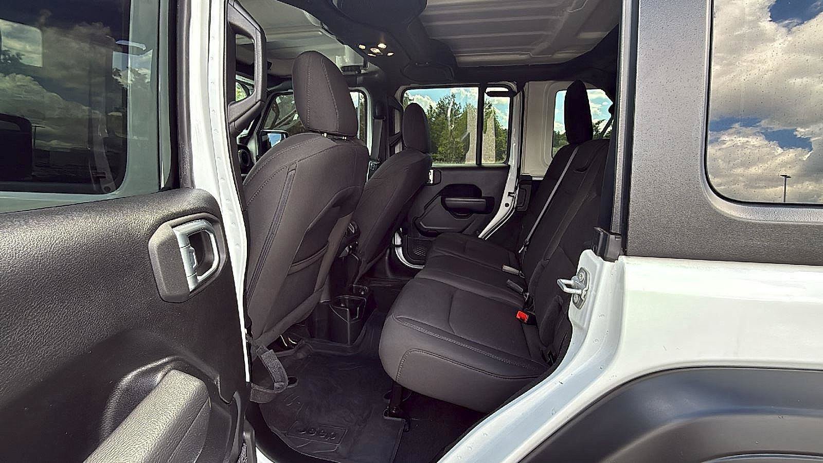 Used 2023 Jeep Wrangler Unlimited Sport AWD/4WD image 24
