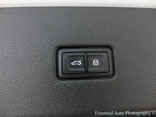 Used 2023 Audi RS Q8 AWD/4WD image 30
