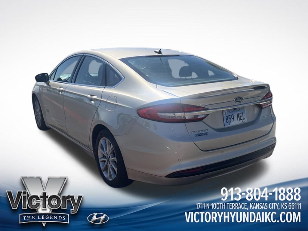 Used 2017 Ford Fusion Energi Titanium FWD image 7