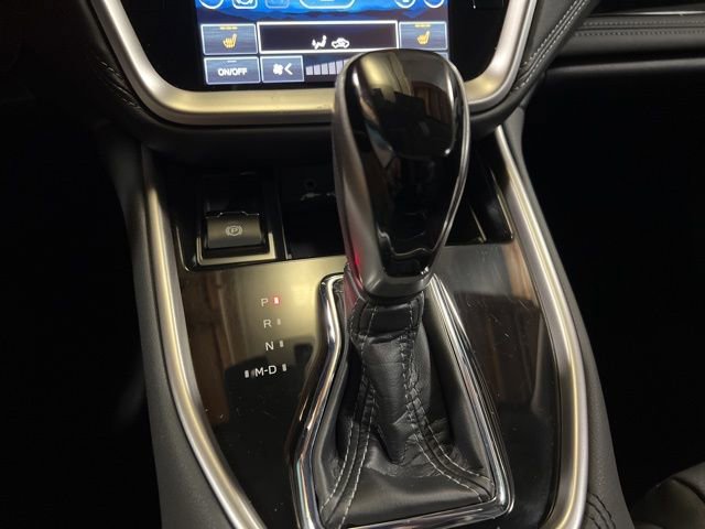 Certified 2025 Subaru Outback Limited w/ Popular Package #2 image 32