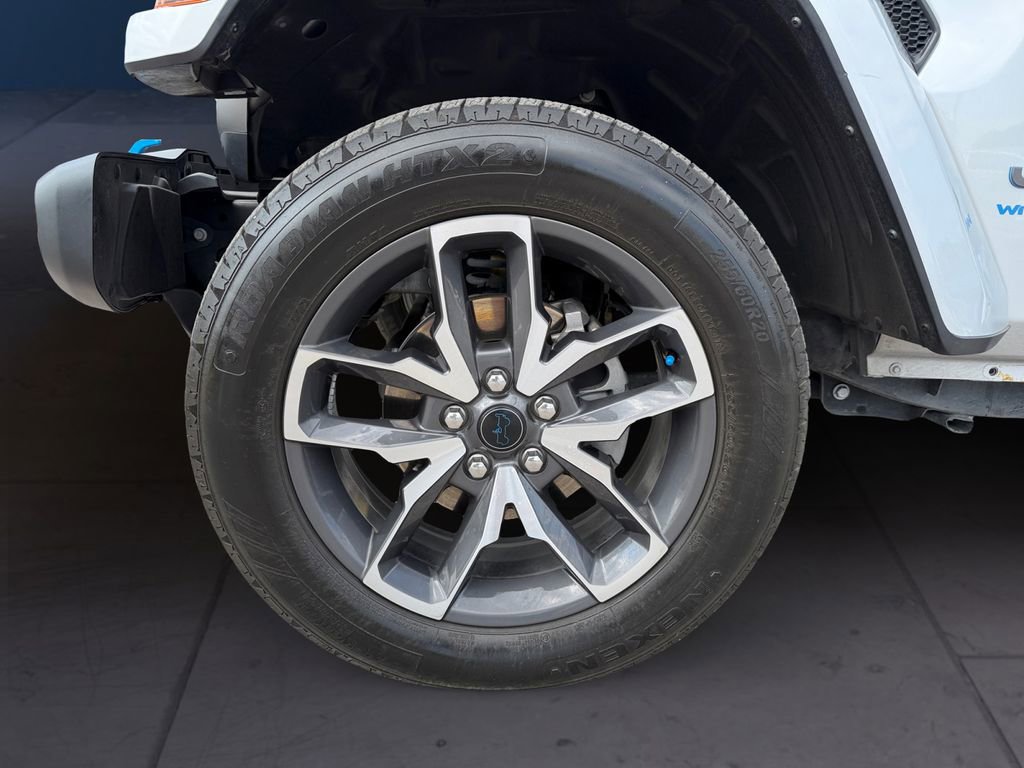 Used 2024 Jeep Wrangler Unlimited image 9