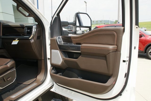 New 2025 Ford F350 King Ranch w/ Chrome Package image 46