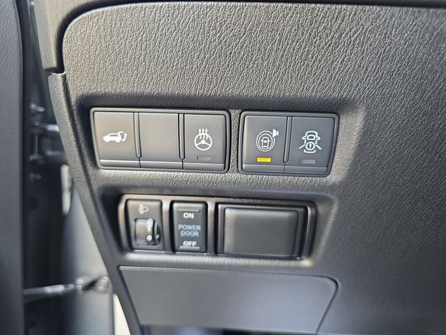 Used 2019 Nissan Armada Platinum AWD/4WD image 30