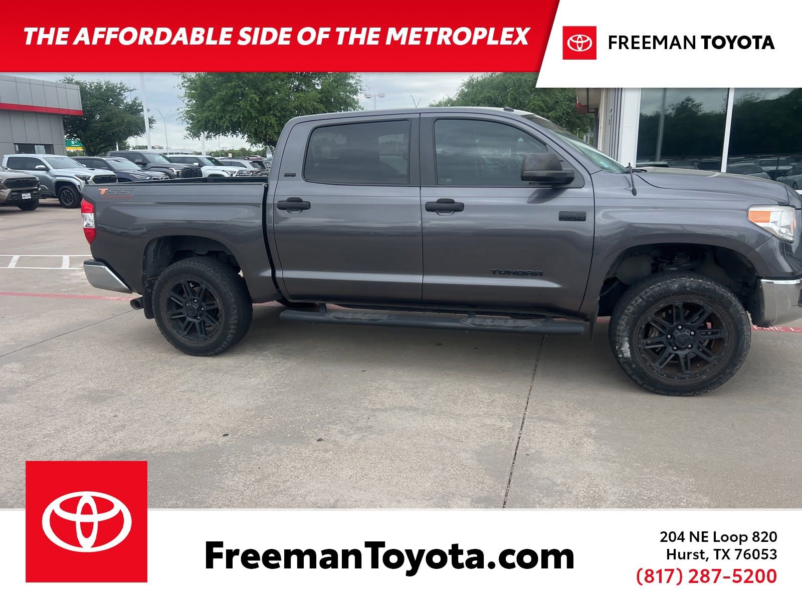 Used 2017 Toyota Tundra SR5 w/ SR5 Upgrade Package