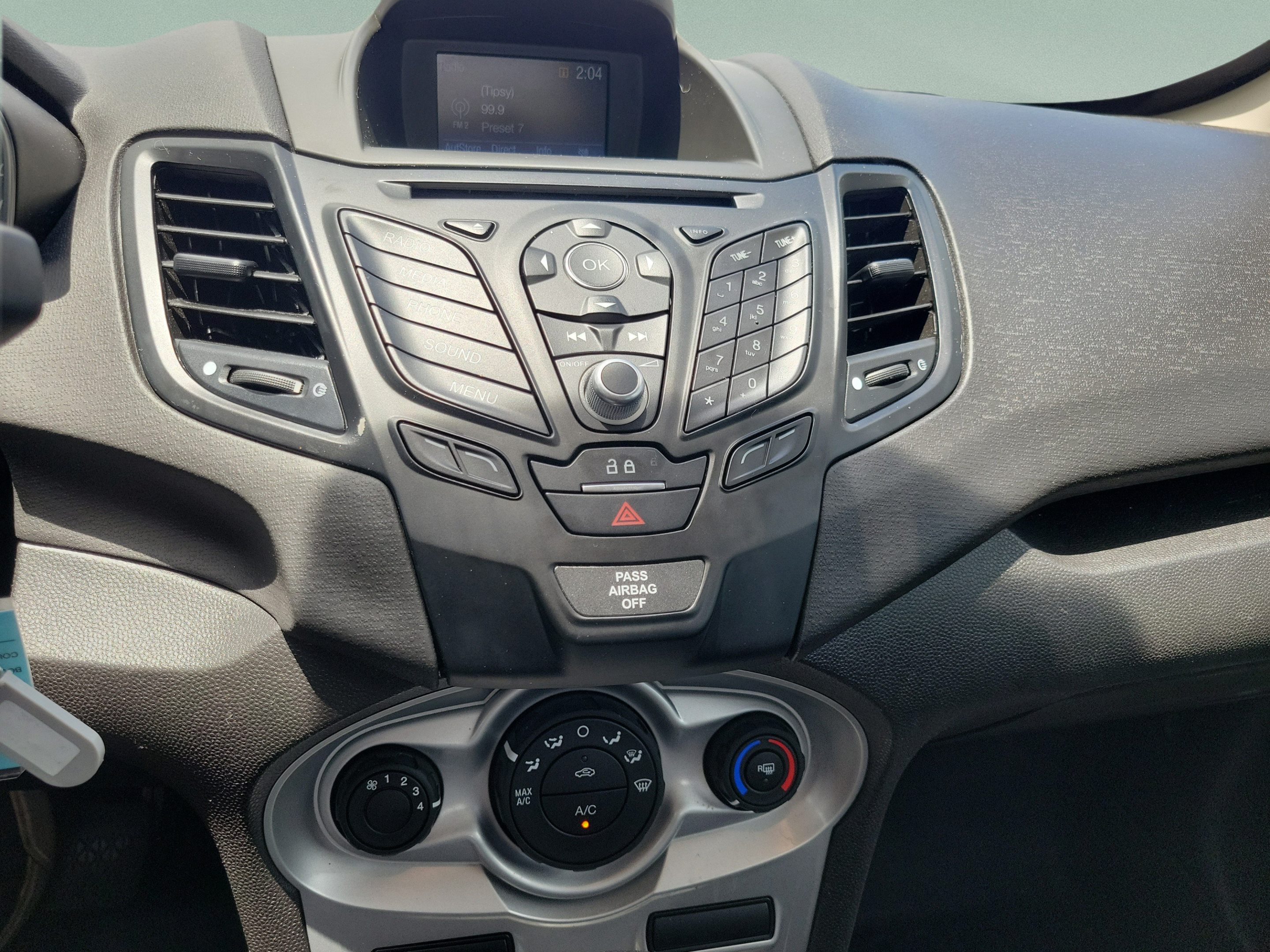 Used 2019 Ford Fiesta SE FWD image 28