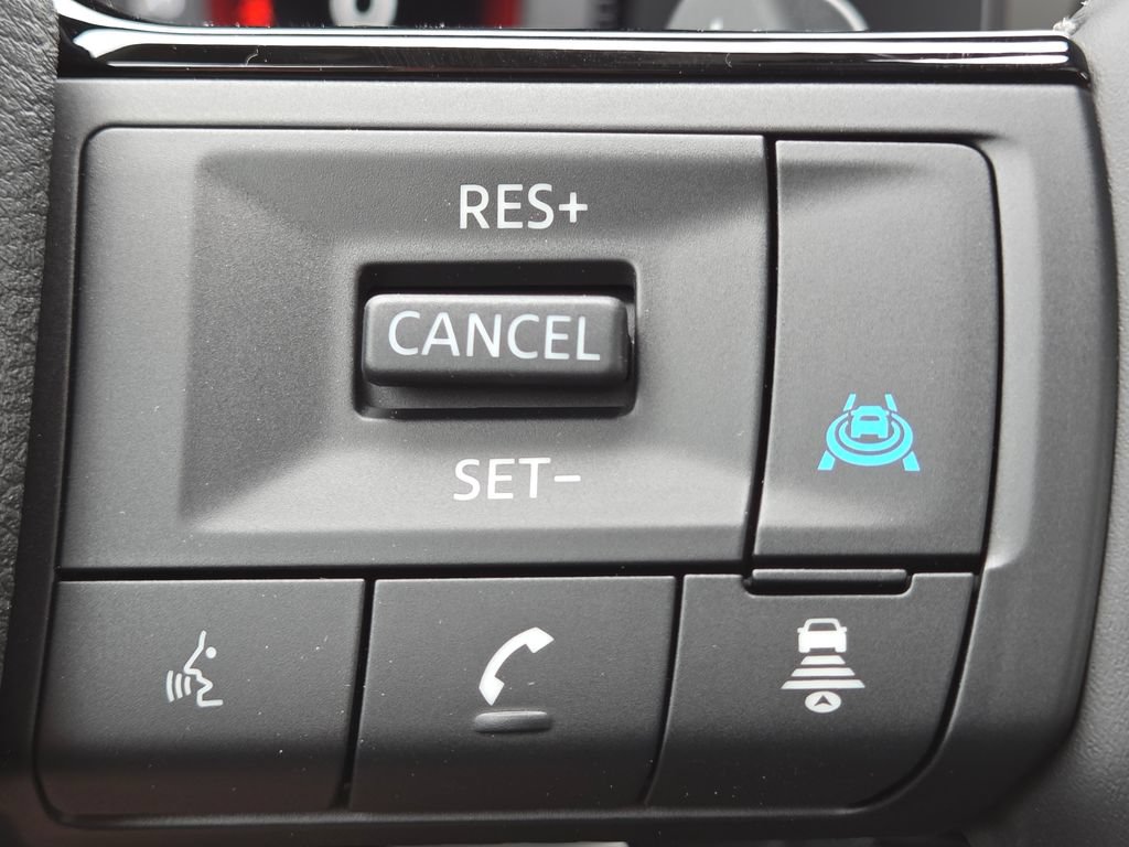 New 2026 Nissan Pathfinder SL w/ SL Premium Package AWD/4WD image 33