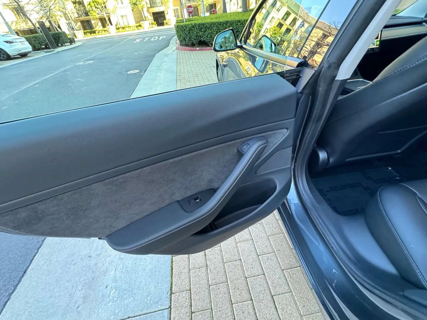 Used 2023 Tesla Model 3 Standard Range RWD image 16