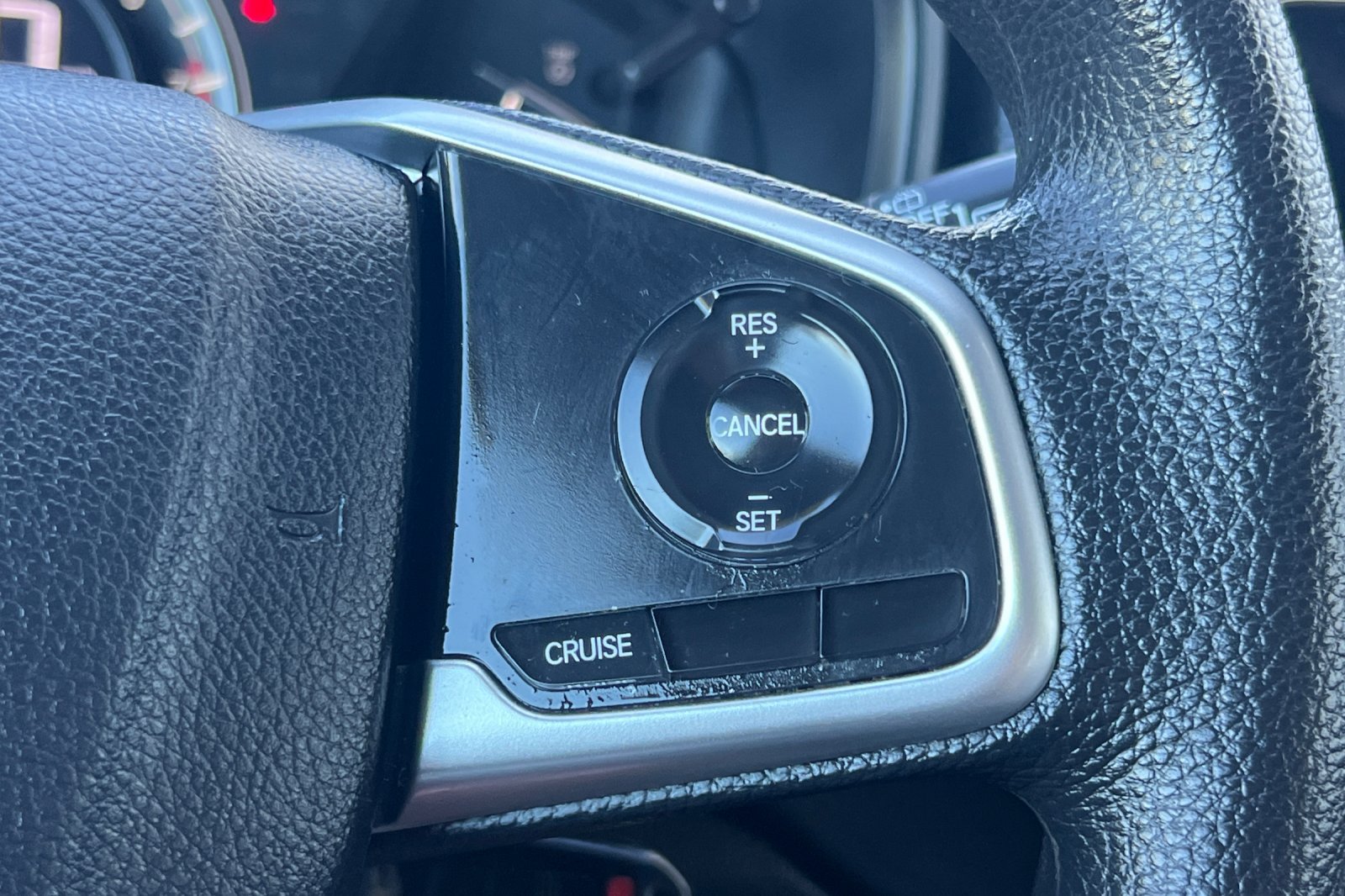 Used 2019 Honda CR-V LX image 27