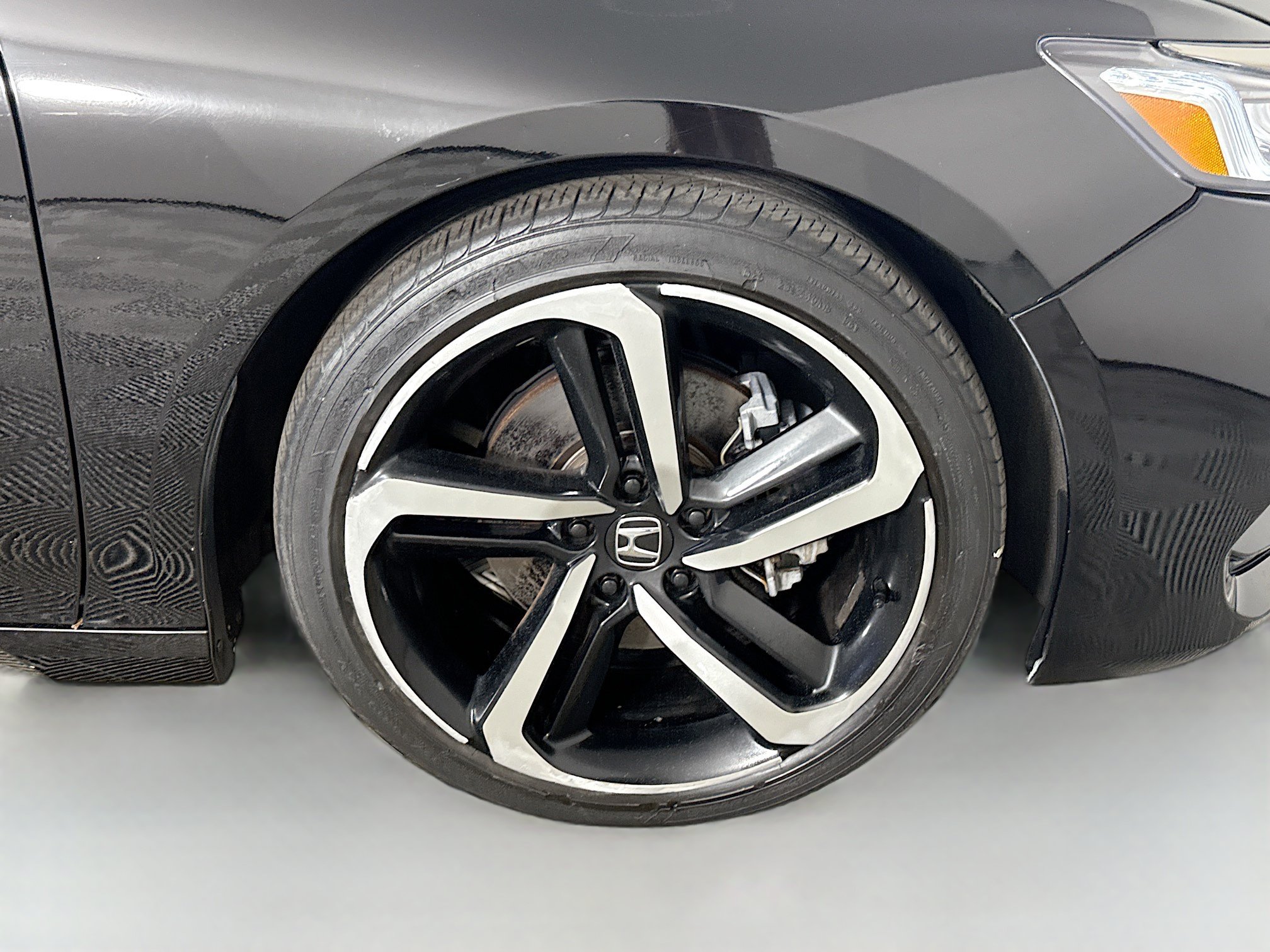 Used 2020 Honda Accord Sport image 32