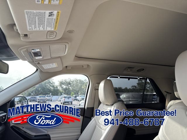 Certified 2020 Ford Explorer Platinum w/ Premium Technology Package AWD/4WD image 11