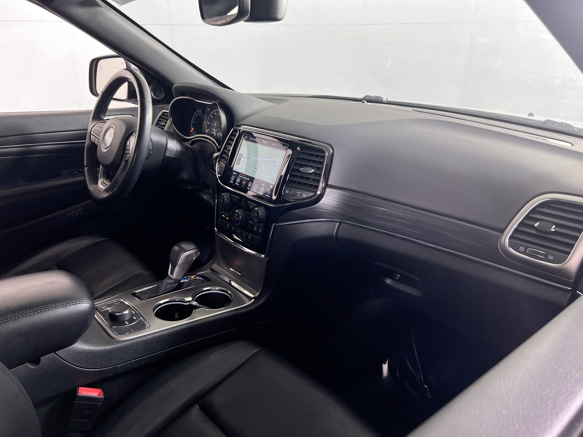 Used 2021 Jeep Grand Cherokee Limited image 27