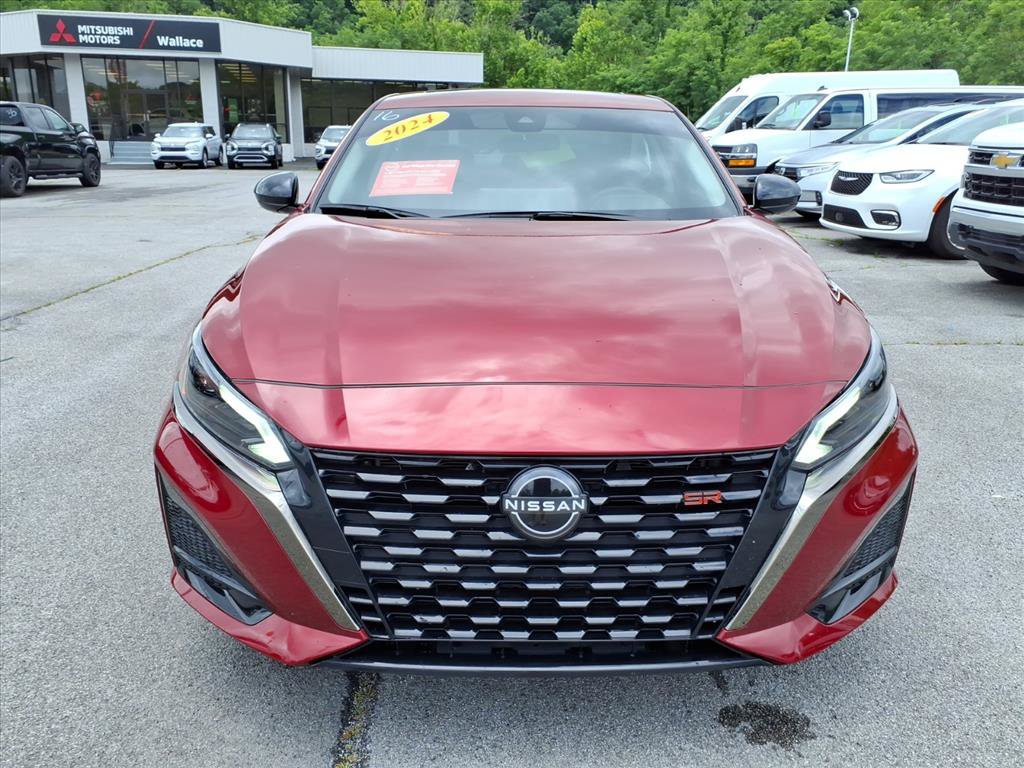 Certified 2024 Nissan Altima 2.5 SR w/ SR Premium Package FWD image 13