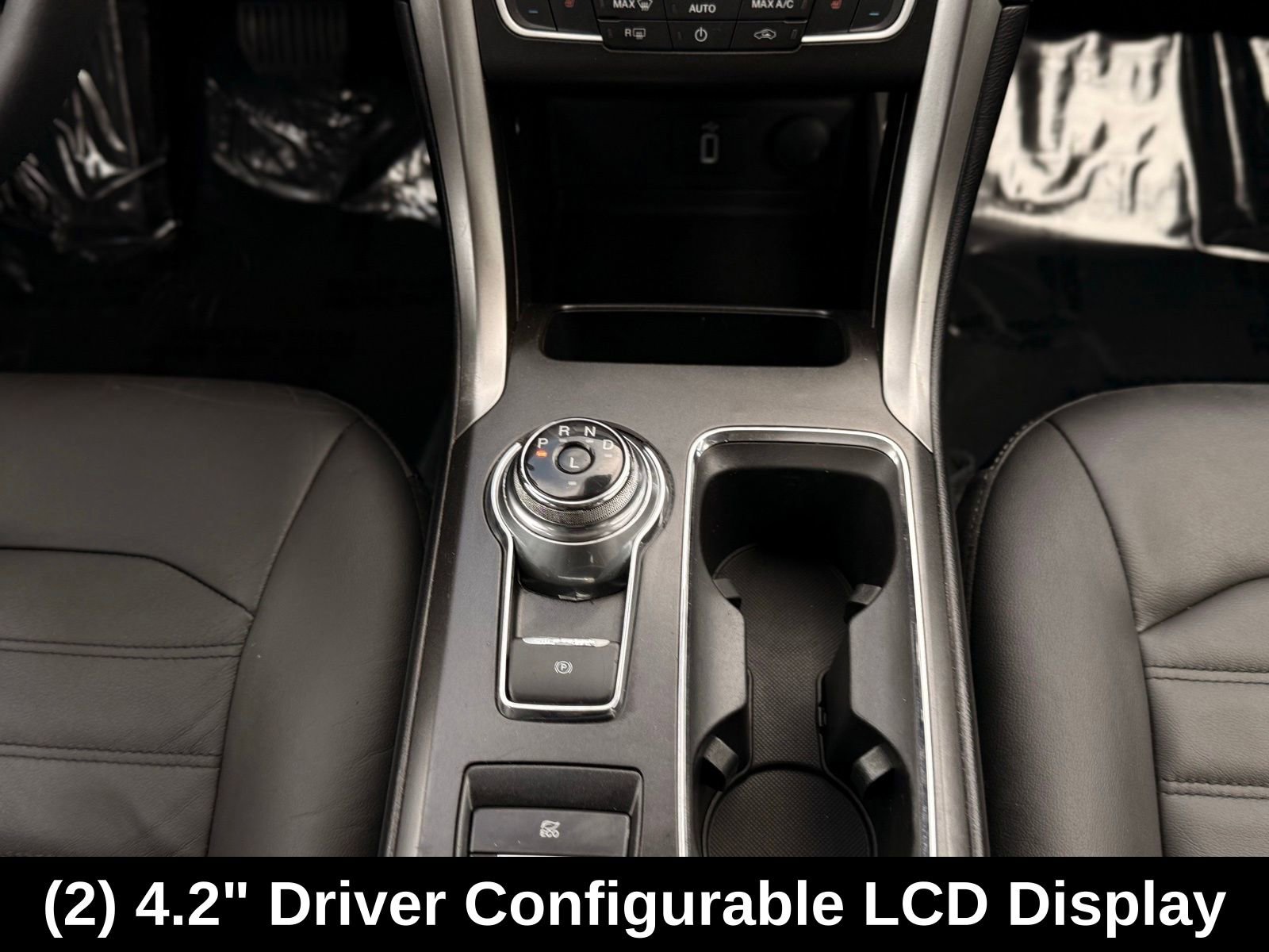 Used 2017 Ford Fusion SE w/ Equipment Group 602A image 25