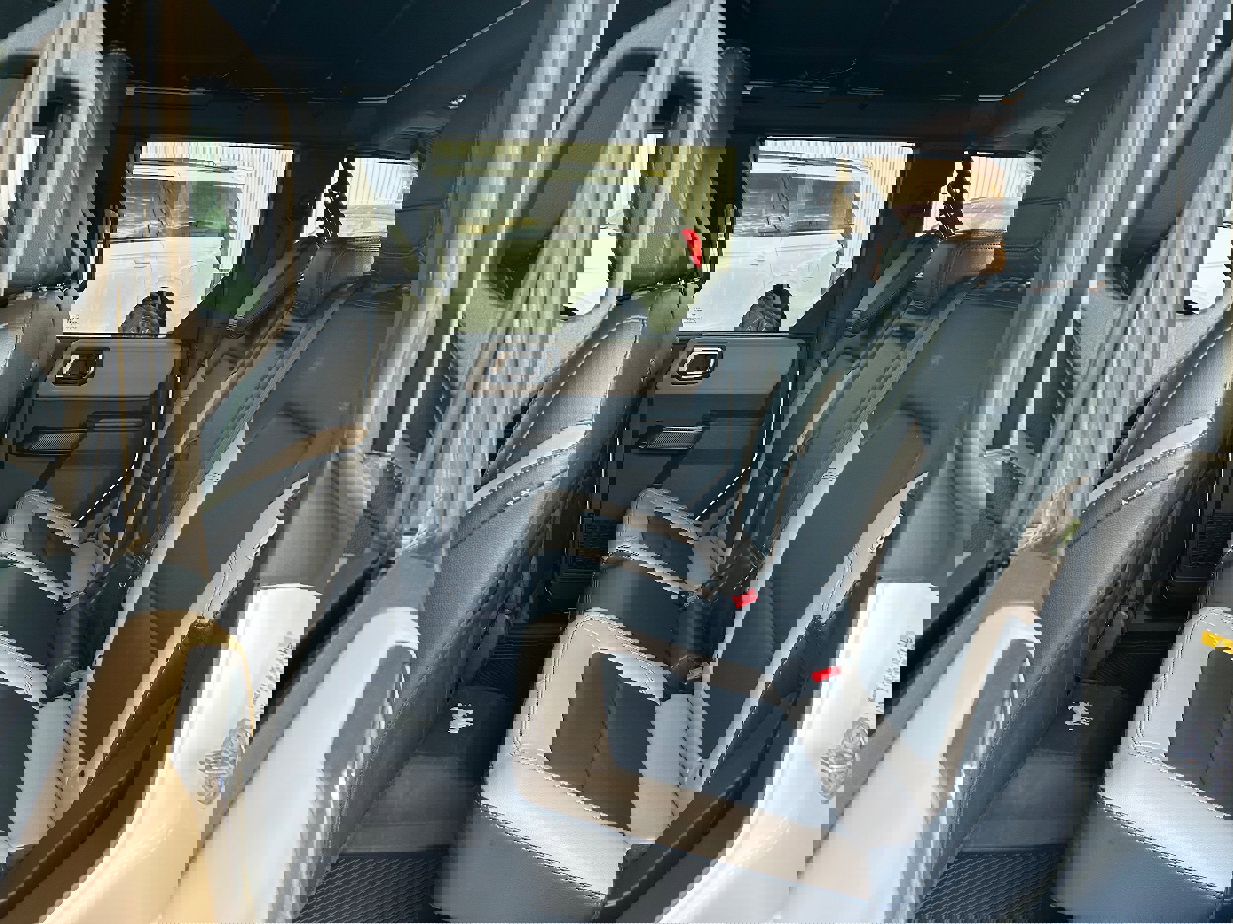 Used 2024 Ford Bronco Wildtrak image 7