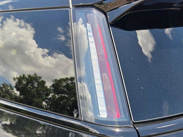 New 2026 Cadillac Escalade IQL Sport 1 w/ LPO, ONYX Package AWD/4WD image 11