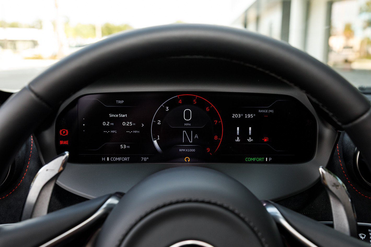 Used 2026 McLaren 750S Spider RWD image 34
