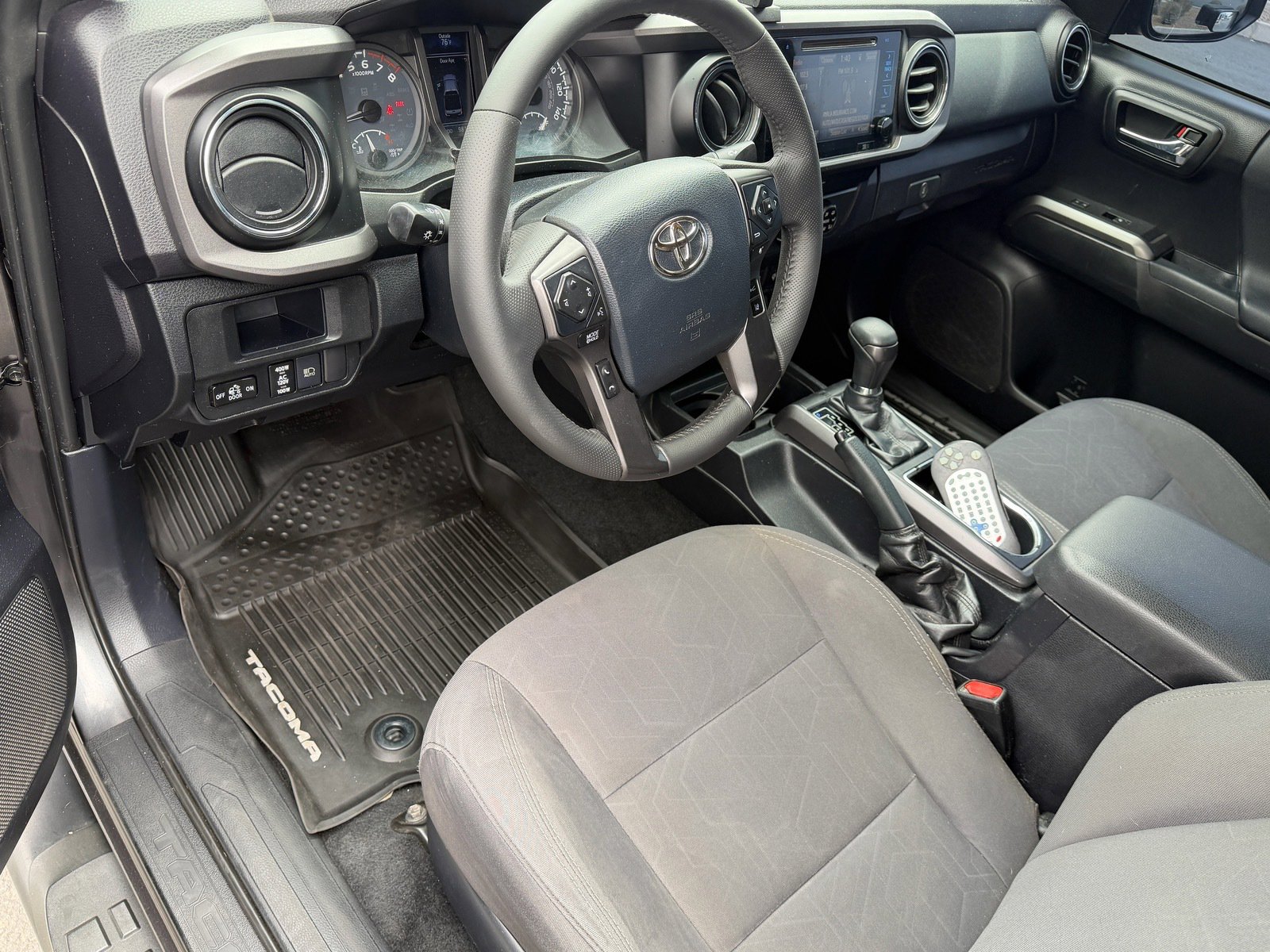 Used 2019 Toyota Tacoma TRD Sport w/ Technology Package RWD image 14