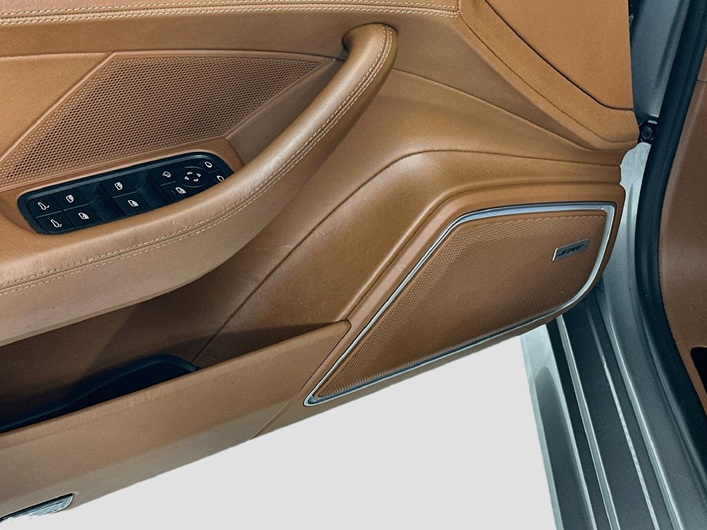 Certified 2022 Porsche Panamera GTS AWD/4WD image 21