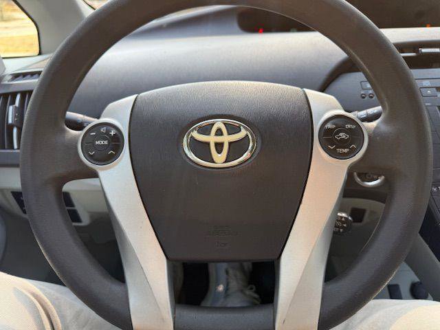 Used 2011 Toyota Prius Two image 24