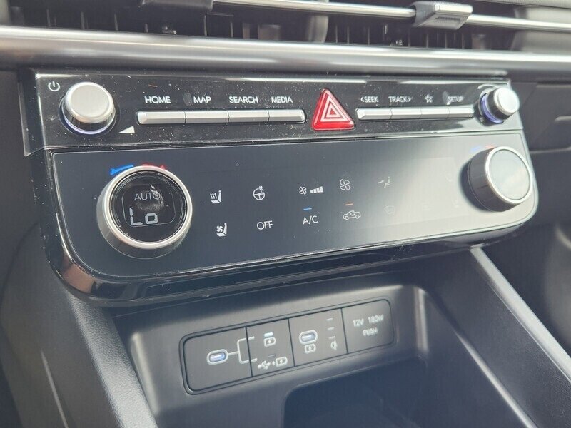 New 2025 Hyundai Santa Cruz Limited image 9