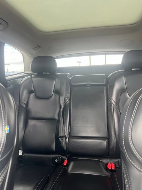 Certified 2025 Volvo XC60 B5 Ultra w/ Protection Package Premier AWD/4WD image 21