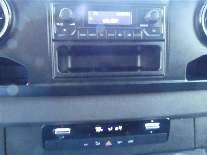 Used 2023 Mercedes-Benz Sprinter 1500 image 9