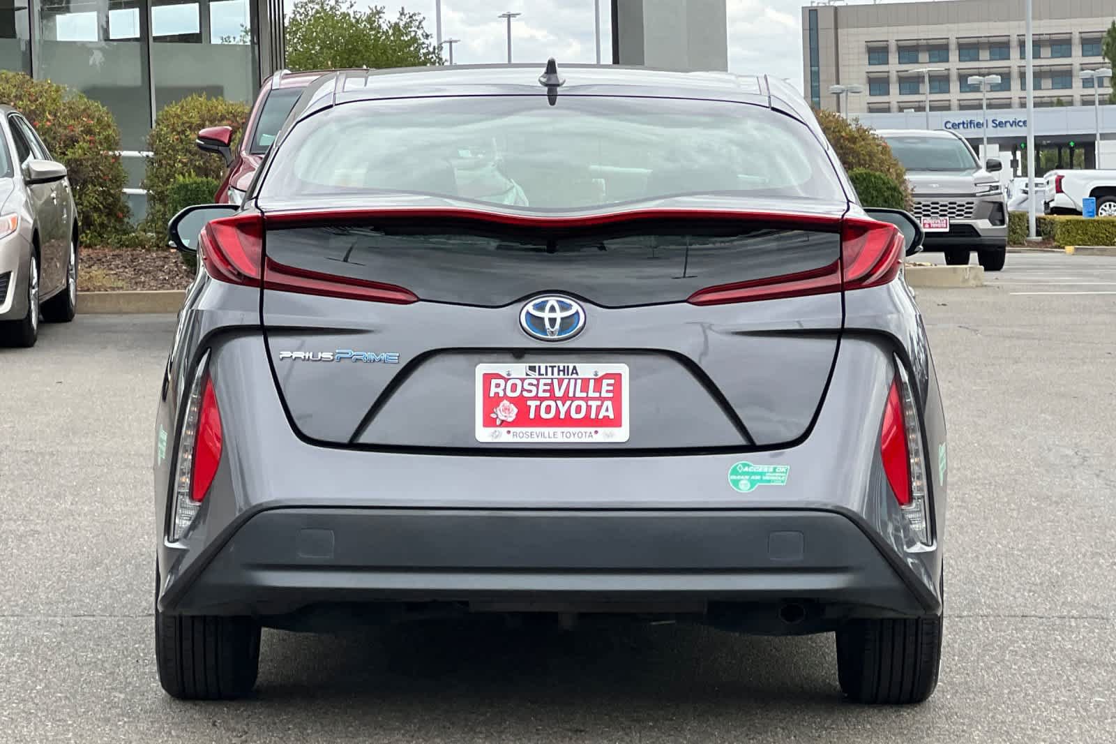 Certified 2017 Toyota Prius Prime Plus w/ Carpet Mat Package FWD image 8