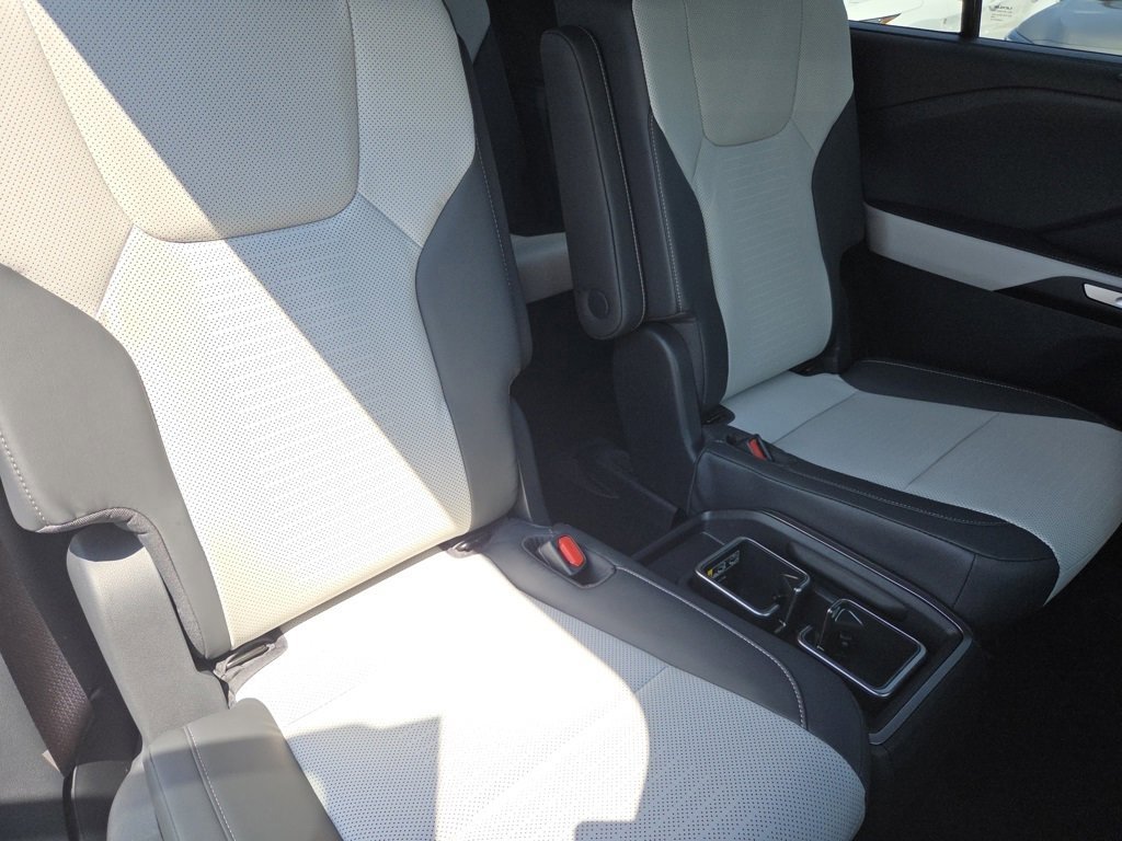 New 2025 Lexus TX 500h AWD image 34