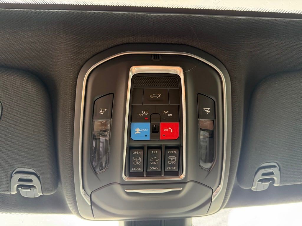 New 2026 Jeep Grand Wagoneer 4WD w/ Premium Group I image 30