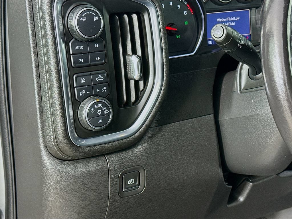 Used 2019 Chevrolet Silverado 1500 LTZ w/ LTZ Premium Package AWD/4WD image 12