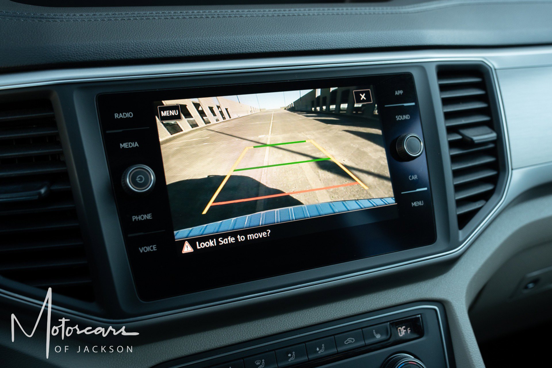 Used 2019 Volkswagen Atlas SE w/ Towing Package image 29