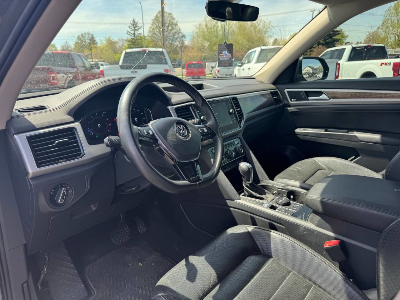 Used 2019 Volkswagen Atlas SEL Premium AWD/4WD image 11