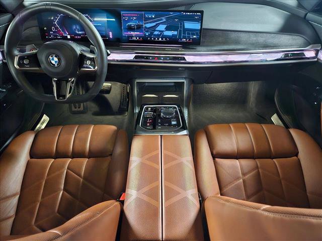 Certified 2023 BMW 760i xDrive image 19