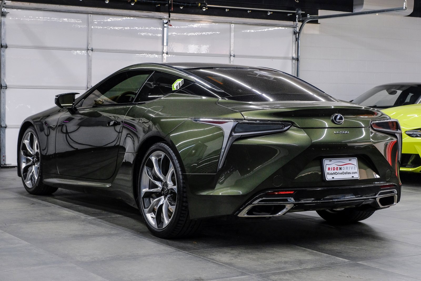 Used 2021 Lexus LC 500 Coupe w/ Performance Package image 17