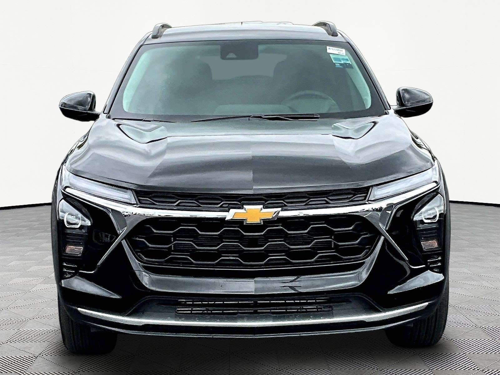 New 2026 Chevrolet Trax LT w/ LT Convenience Package FWD image 2