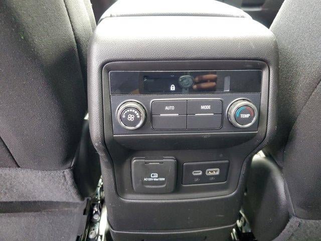 Used 2023 GMC Acadia SLE w/ Driver Convenience Package image 10