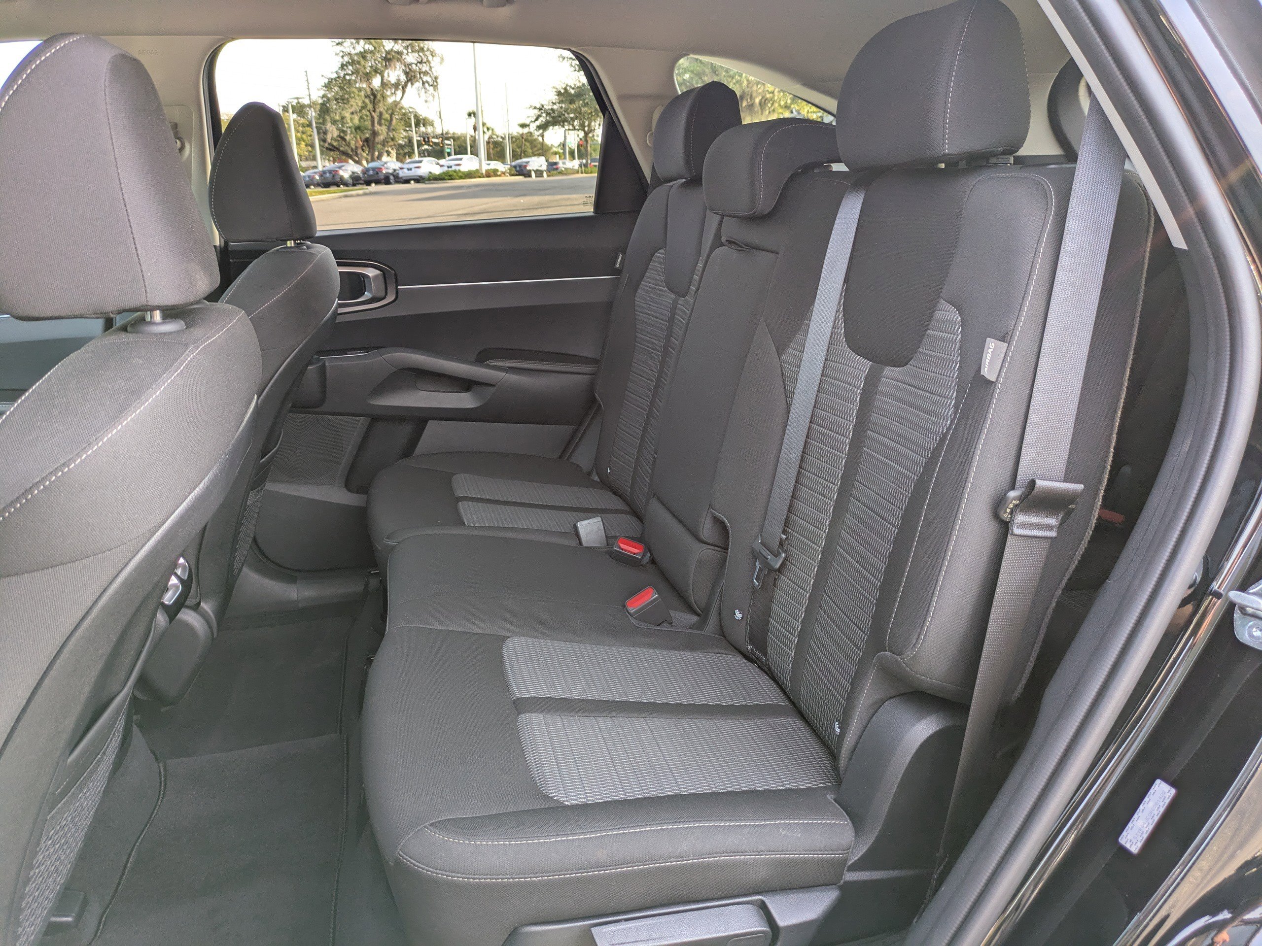 Used 2024 Kia Sorento LX image 14