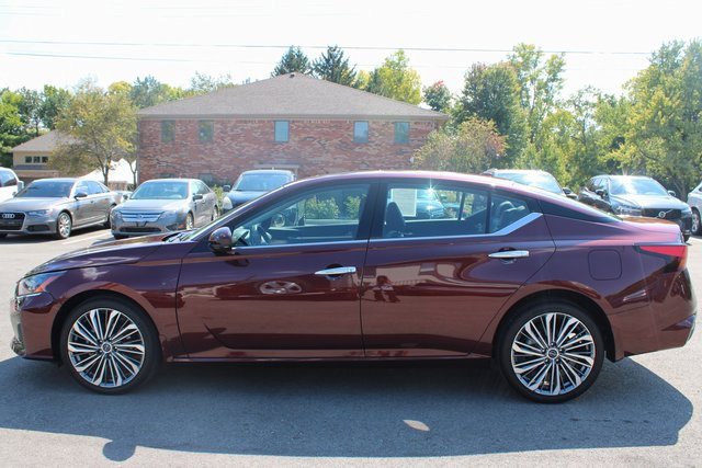Used 2023 Nissan Altima 2.5 SL image 5