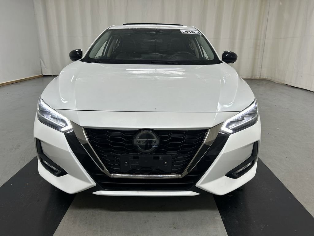 Used 2023 Nissan Sentra SR w/ SR Premium Package FWD image 3