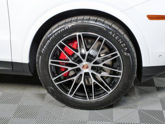New 2026 Porsche Cayenne S AWD/4WD image 39