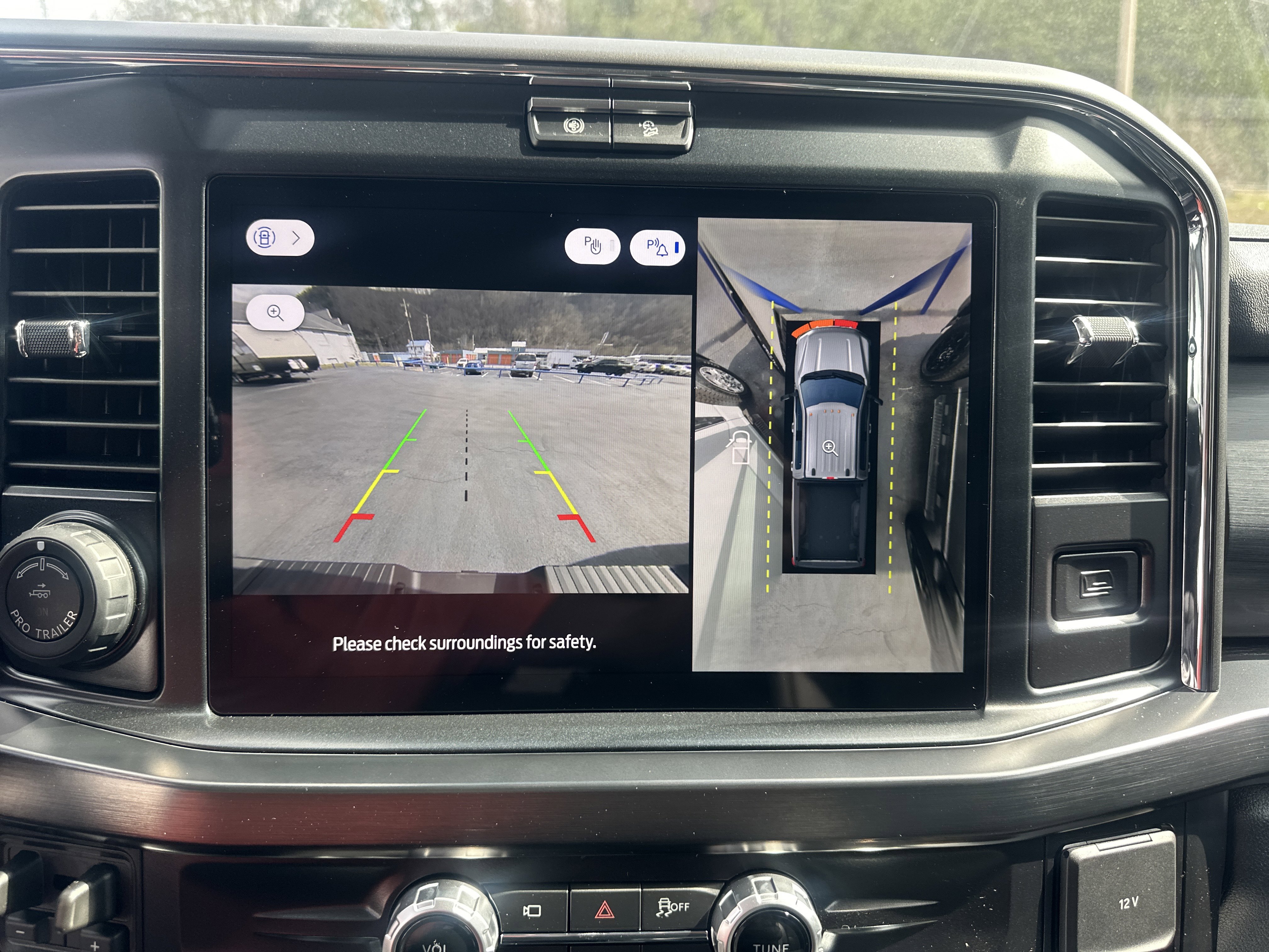 New 2026 Ford F250 Lariat w/ Lariat Ultimate Package image 25