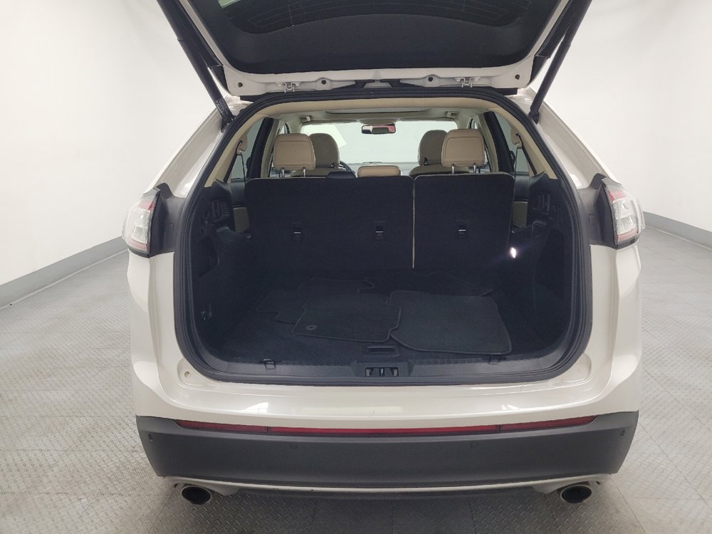 Used 2018 Ford Edge SEL w/ Equipment Group 201A FWD image 29