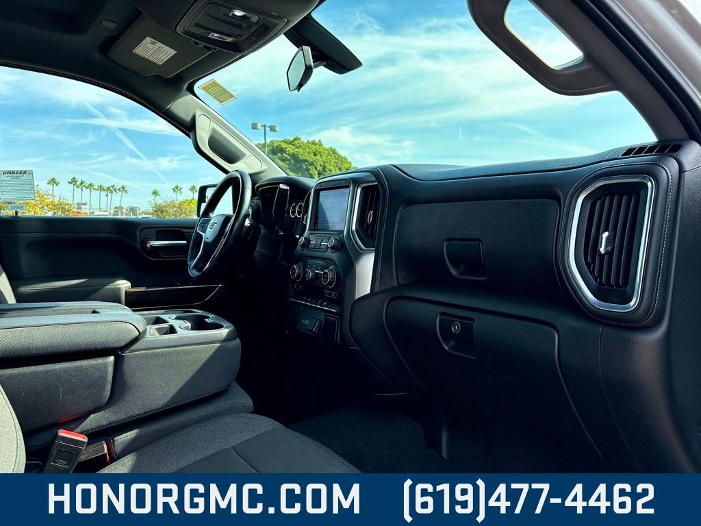 Used 2021 Chevrolet Silverado 1500 LT image 21