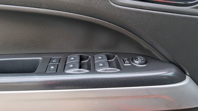 Used 2021 Chevrolet Colorado ZR2 w/ Colorado ZR2 Bison Edition AWD/4WD image 18